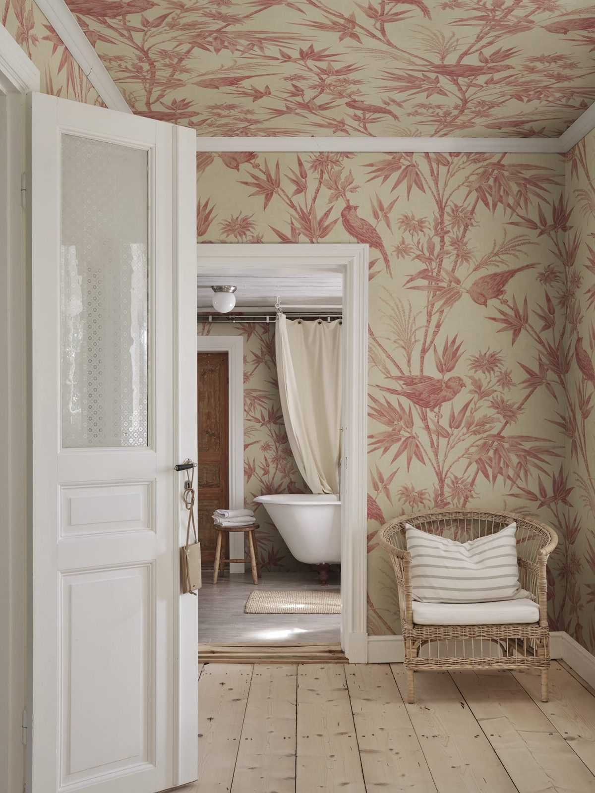 Celeste Mural, Red, Sandberg 2