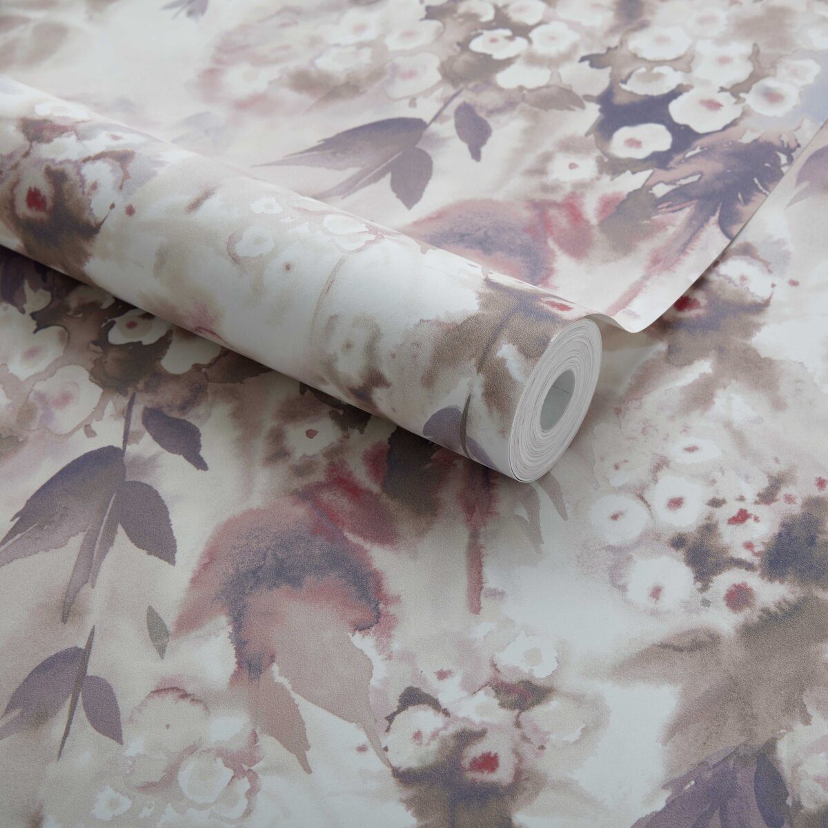 Cascade, Warm Sand Pink Luxury Floral, 1838 Wallcoverings, 5.3mp / rola 3