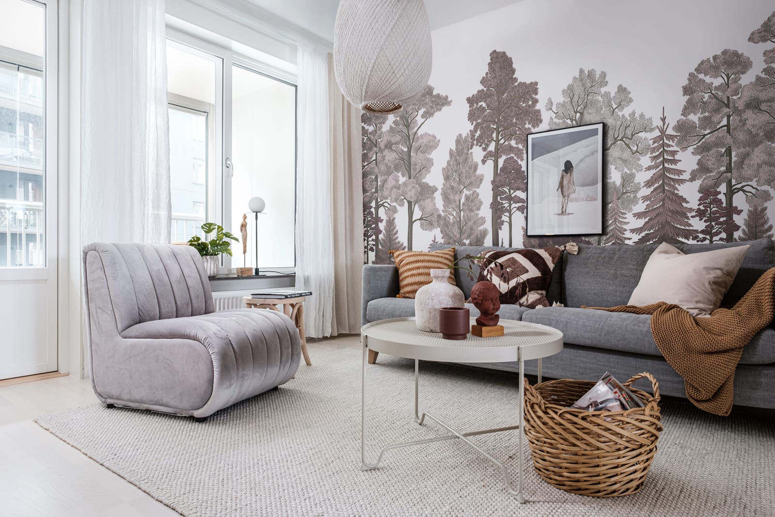 Scandinavian Bellewood, Dawn, Rebel Walls 2