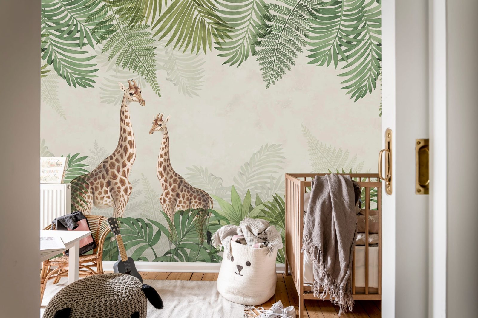 Palm Jungle, Giraffe, Rebel Walls 3