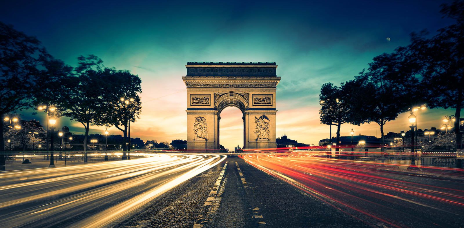 Arc de Triomphe, Rebel Walls