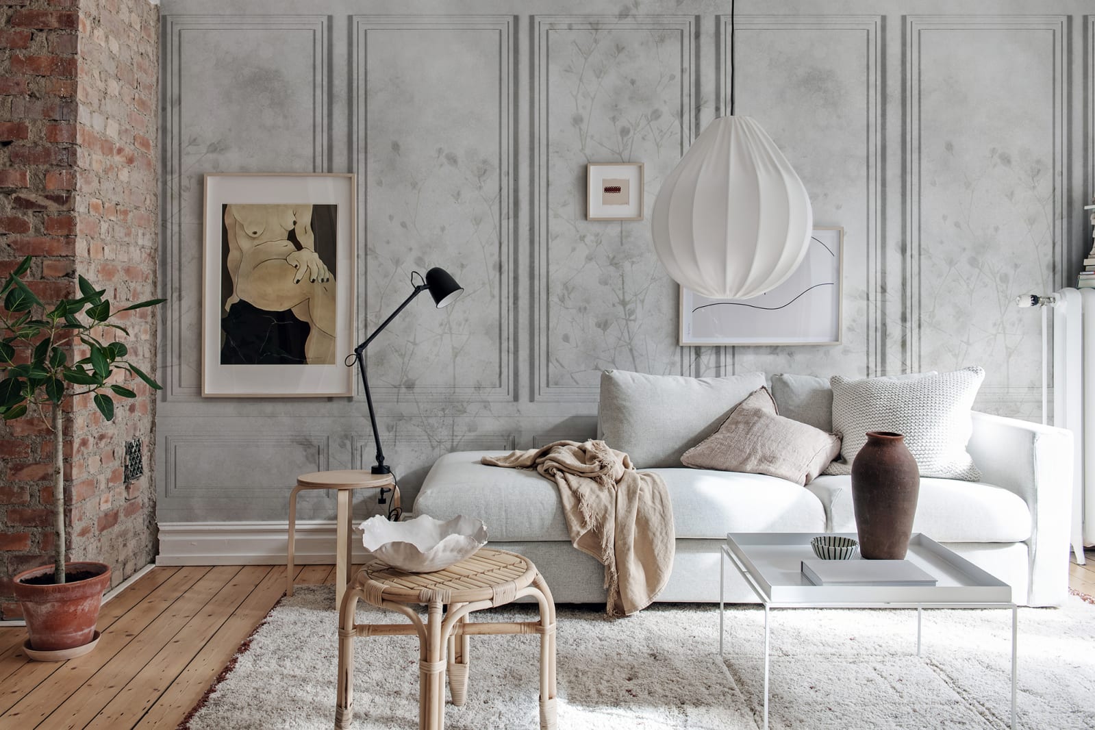 Paris, Pearl, Rebel Walls 3