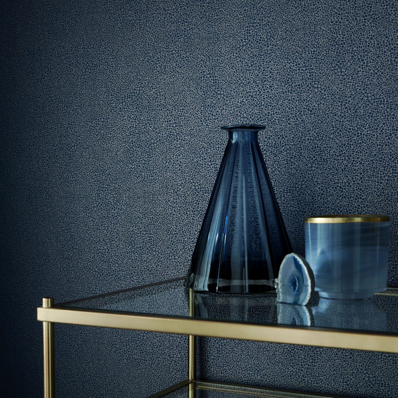 Emile, Midnight Blue Luxury Crackle, 1838 Wallcoverings, 5.3mp / rola 2