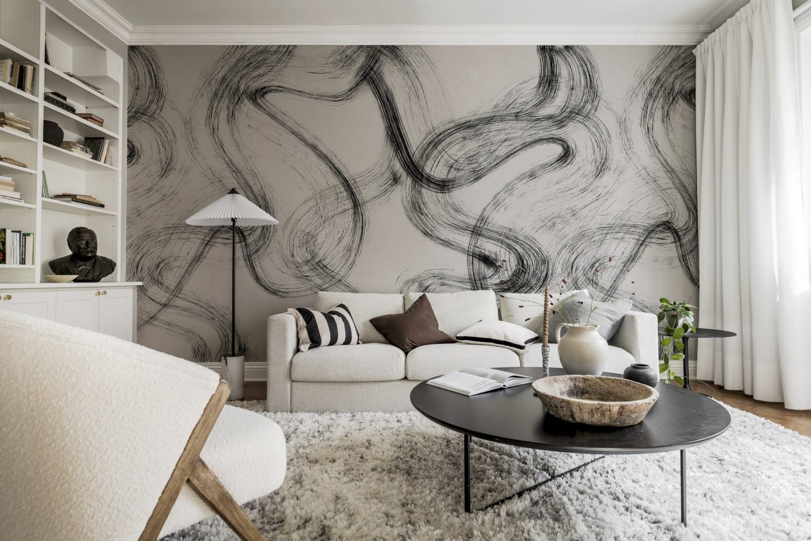 Blurry Stripes, Black & White, Rebel Walls 2
