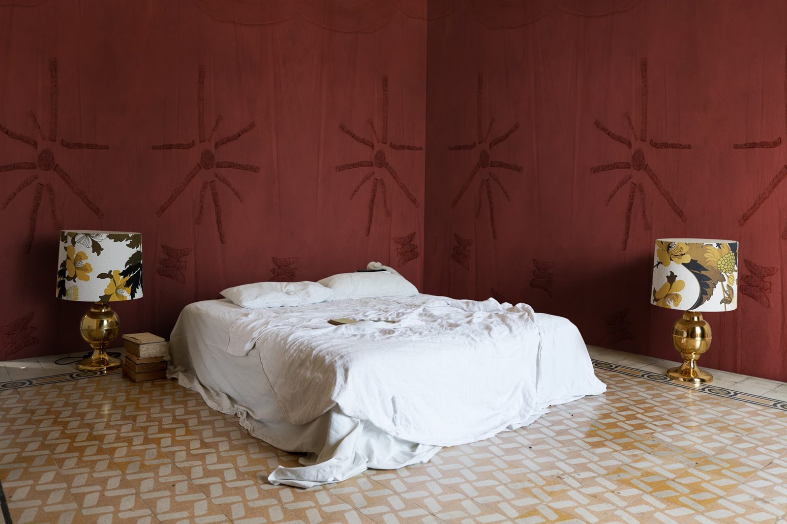Silenzio, Velvet, Rebel Walls 2