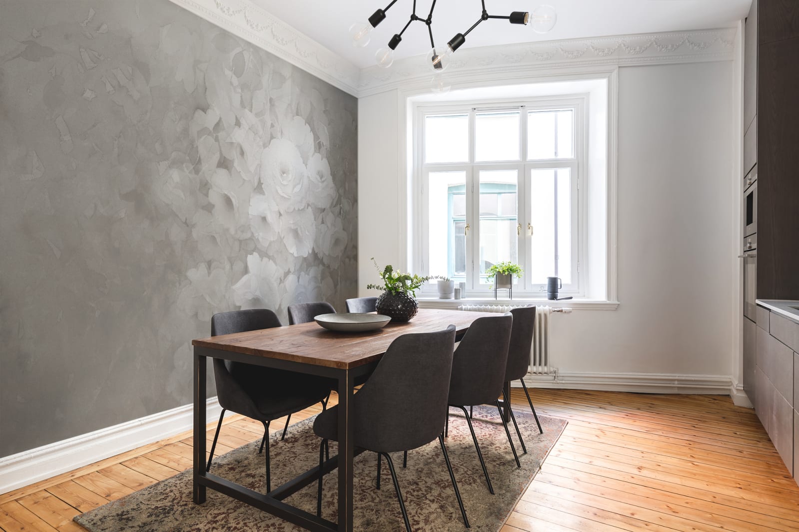 Harmony, Gray, Rebel Walls 2
