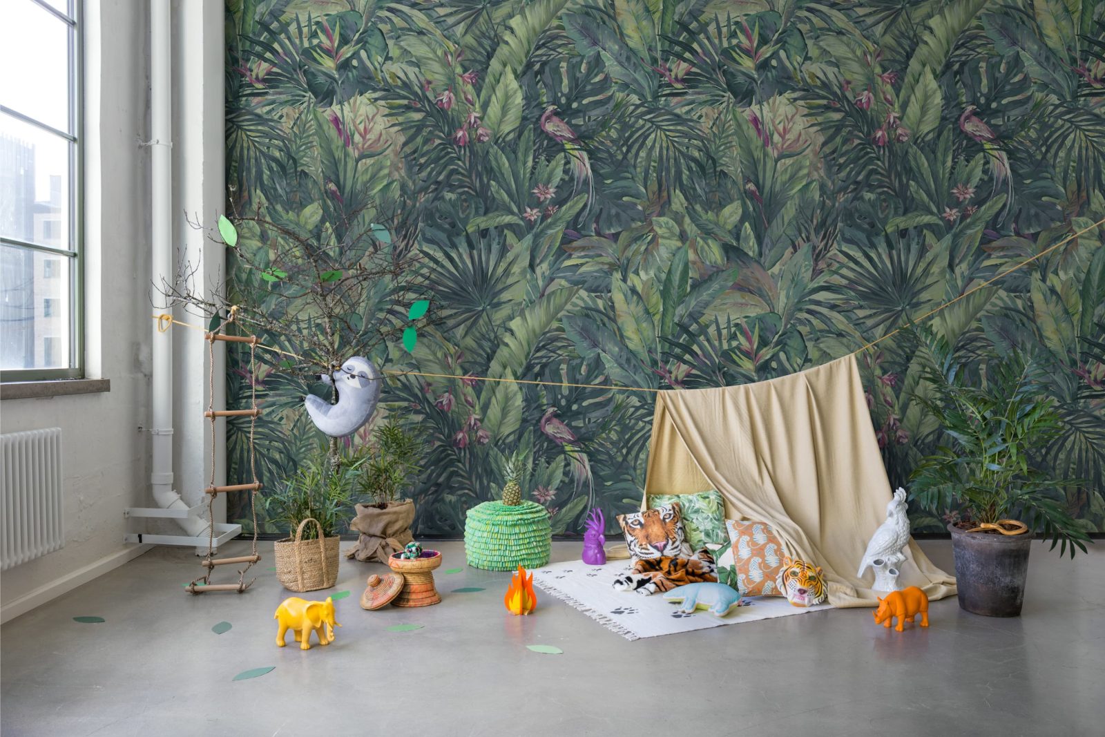 Birds in the Jungle, Blue, Rebel Walls 3