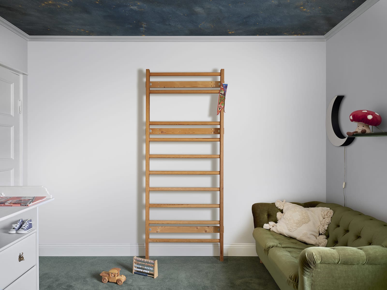 Sky Star, Dark Blue, Rebel Walls 4