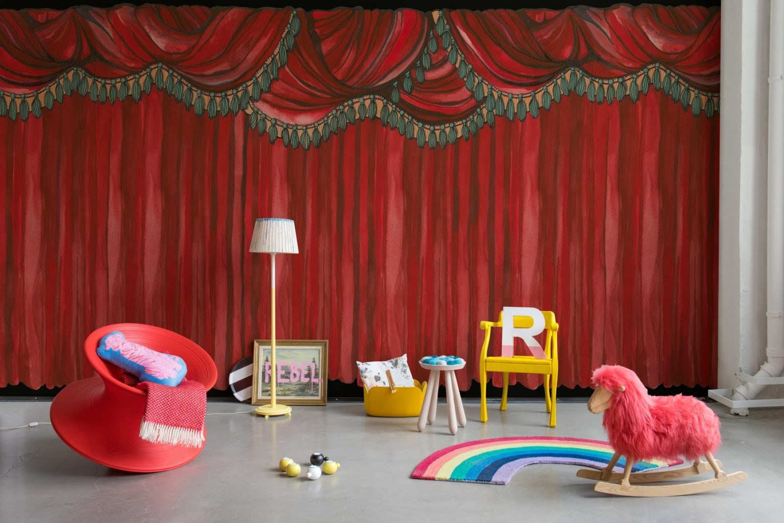 Behind the Curtains, Red, Rebel Walls 2