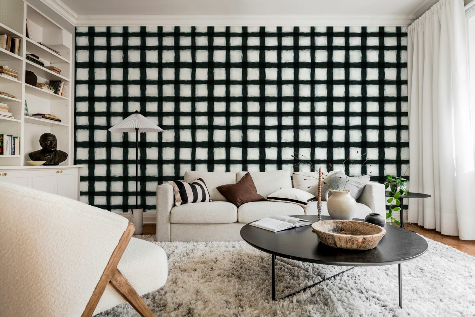 Painted Square, Black & White, Rebel Walls 2