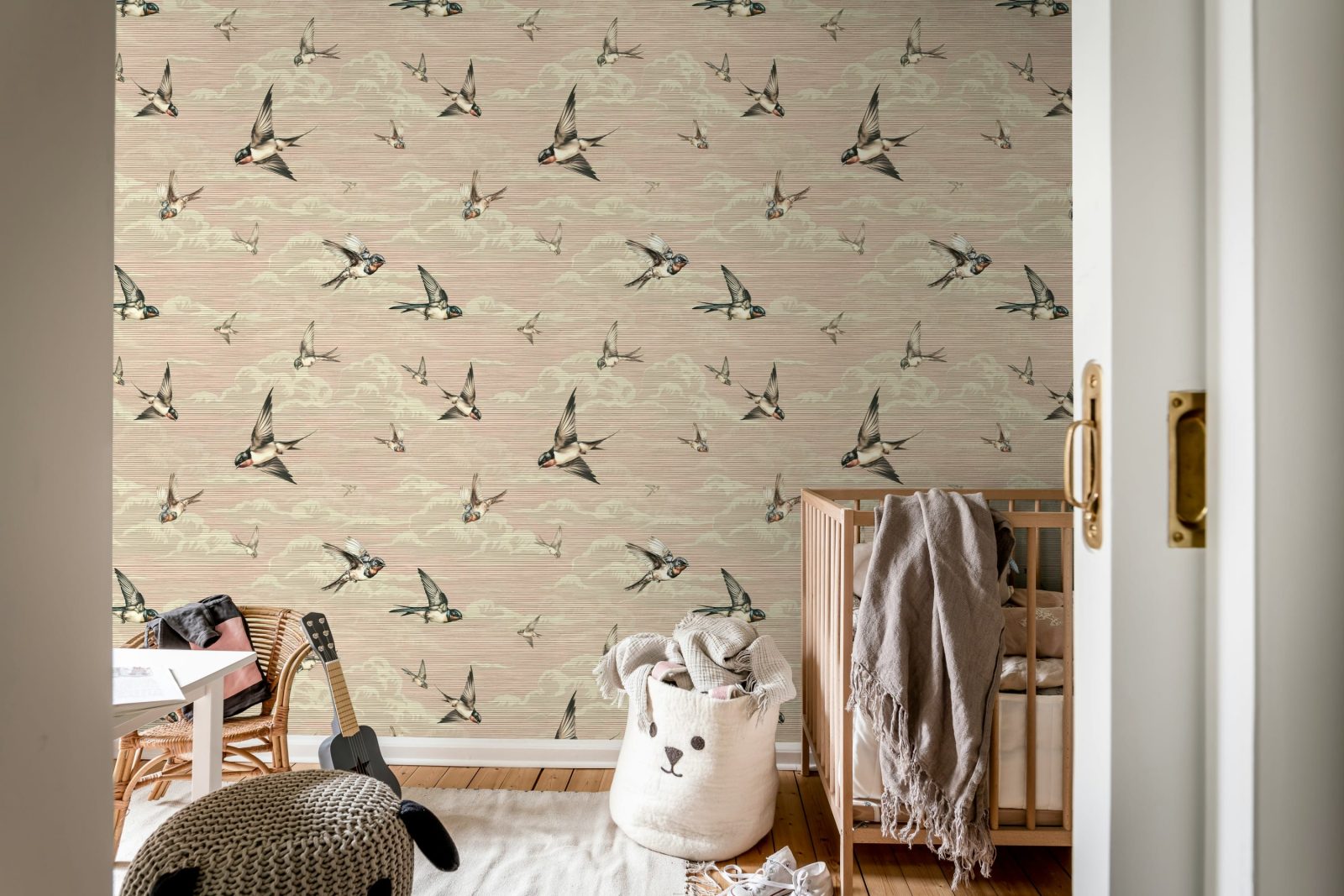 Swallow Sky, Dusty Pink, Rebel Walls 3
