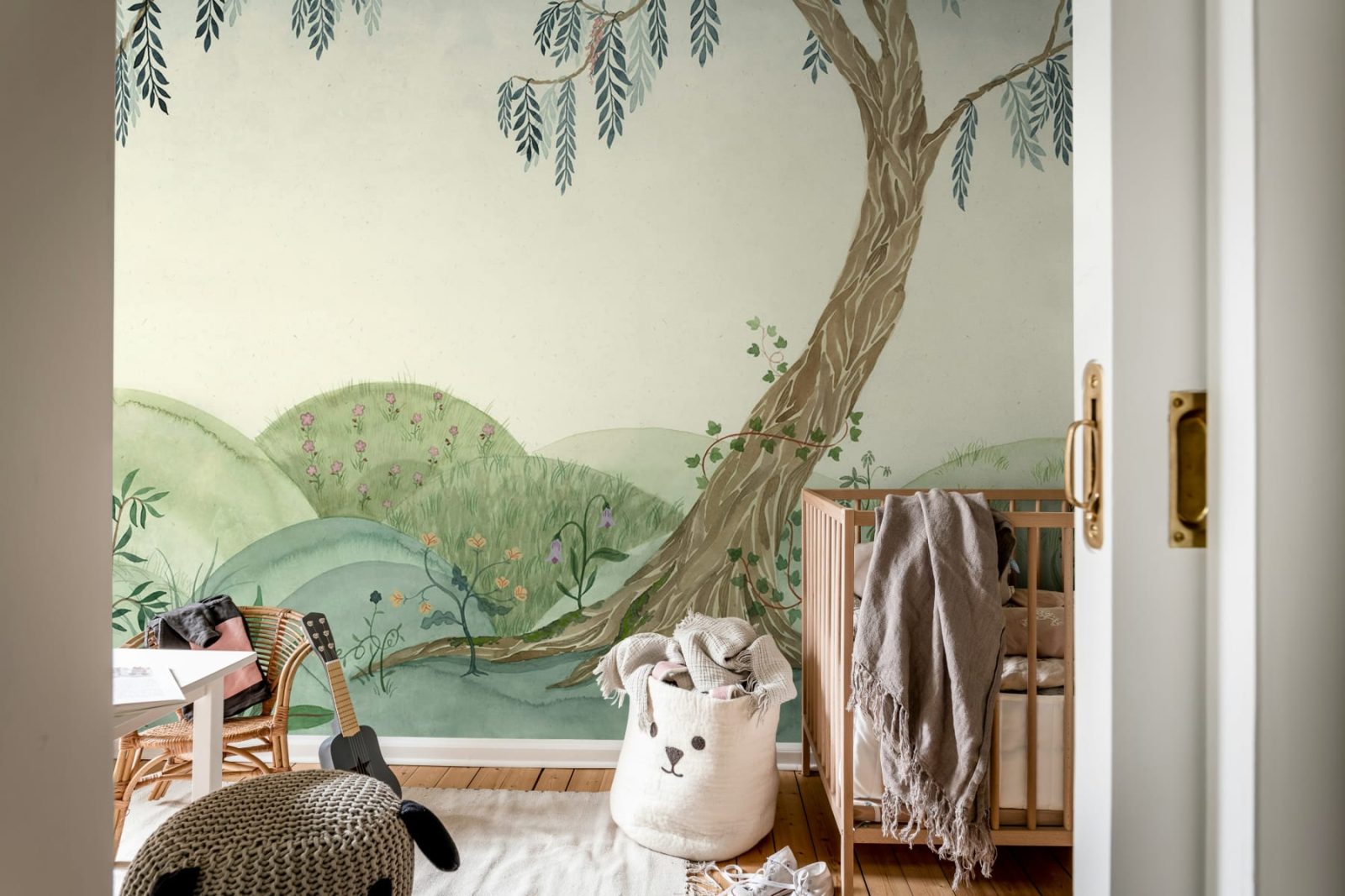 Dreamy Tree, Soft Green, Rebel Walls 2