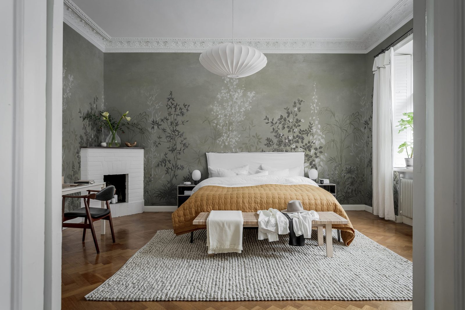 Chinoiserie Haze Green, Rebel Walls 4