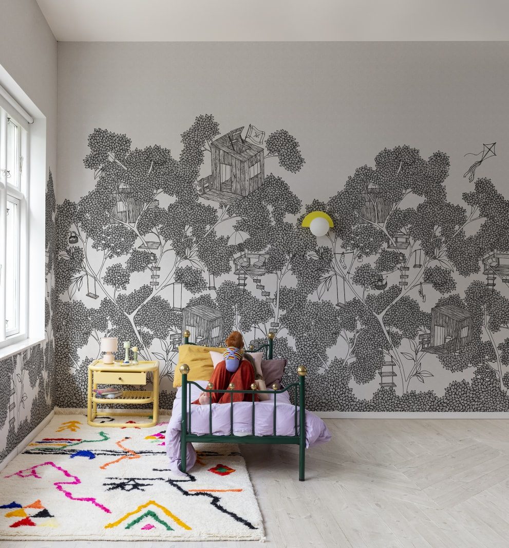 Playground, Graphite, Rebel Walls 2