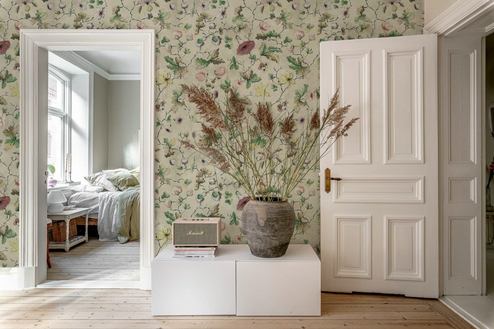 Verdant Bloom, Beige, Rebel Walls 3