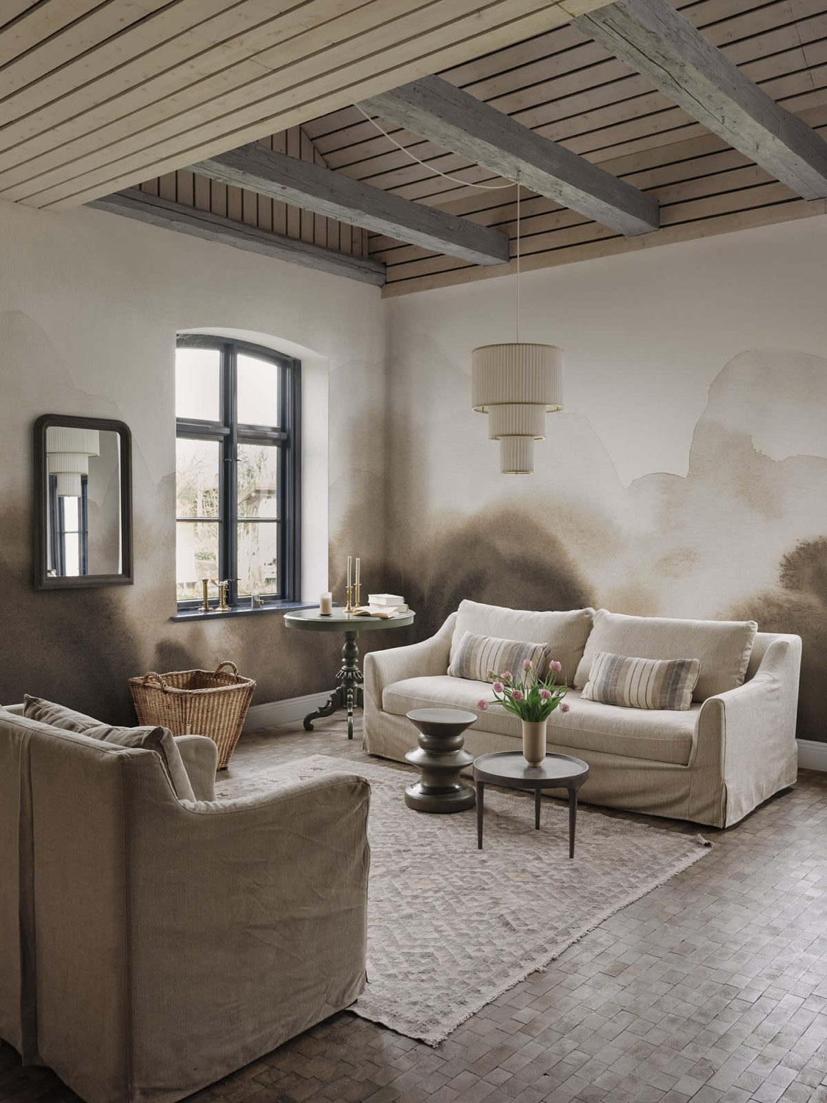 Flowing Hills, Brown, Rebel Walls 2